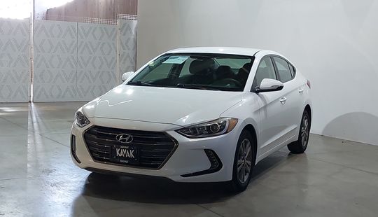 Hyundai • Elantra