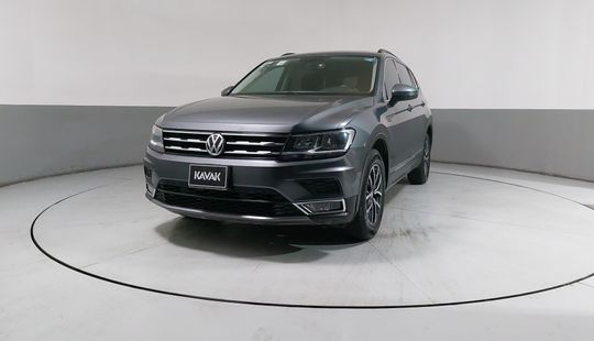 Volkswagen • Tiguan