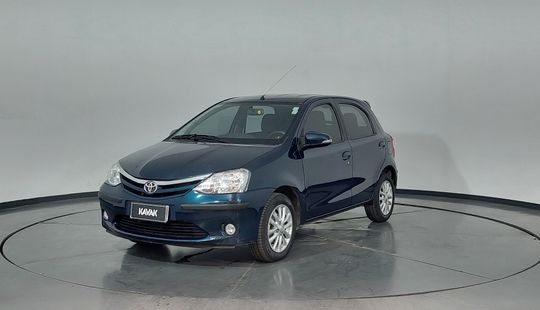 Toyota • Etios