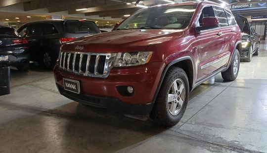 Jeep • Grand Cherokee