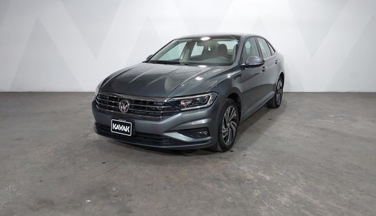 Volkswagen • Jetta