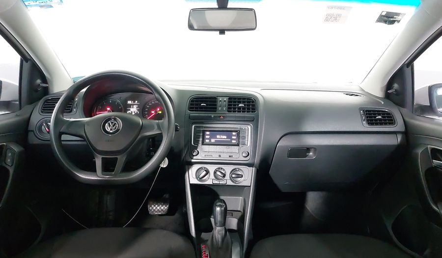 Volkswagen Vento 1.6 COMFORTLINE TIPTRONIC Sedan 2017