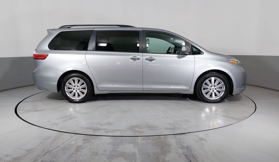 Toyota Sienna 3.5 LIMITED AT Minivan 2017