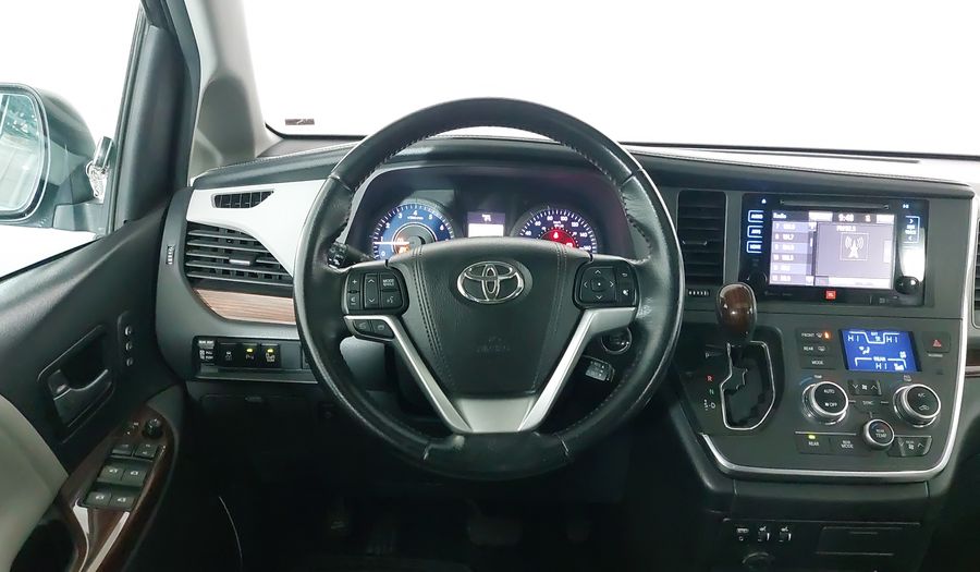 Toyota Sienna 3.5 LIMITED AT Minivan 2017