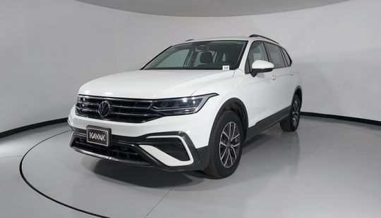 Volkswagen • Tiguan