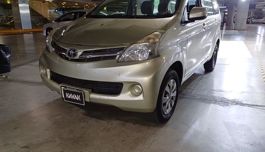 Toyota • Avanza