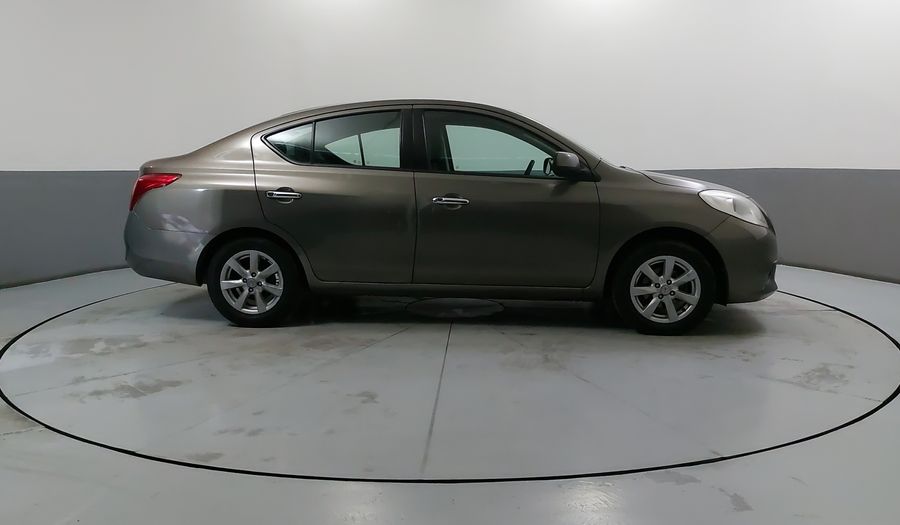 Nissan Versa 1.6 ADVANCE TA AC Sedan 2012