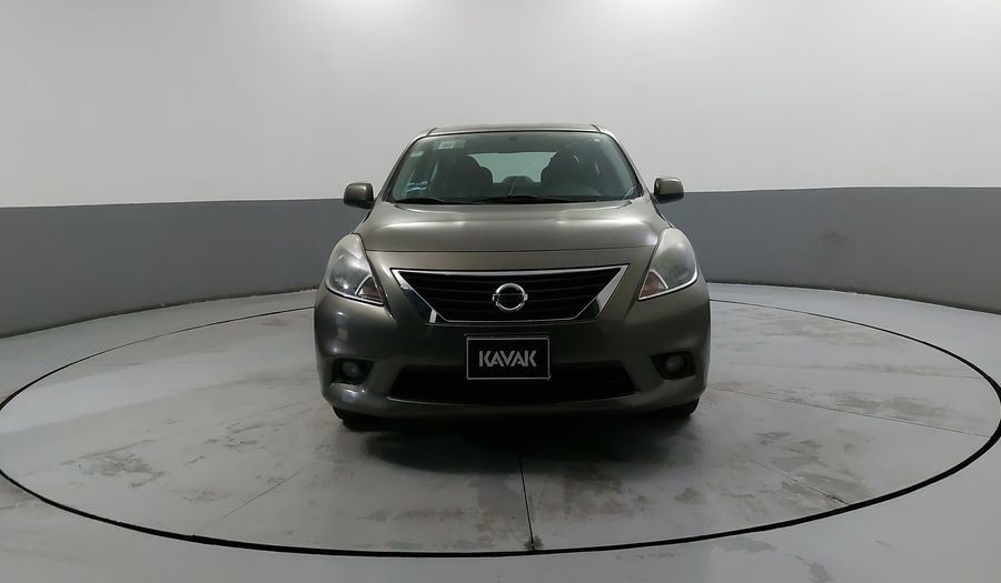 Nissan Versa 1.6 ADVANCE TA AC Sedan 2012