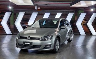 Volkswagen • Golf