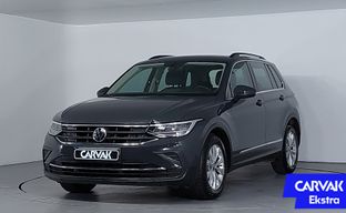 Volkswagen • Tiguan