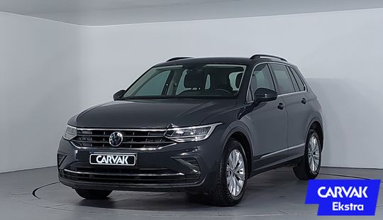 Volkswagen • Tiguan