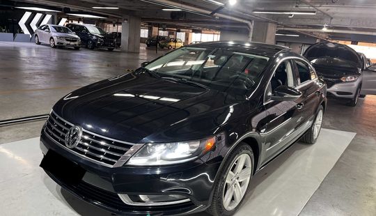 Volkswagen • Passat