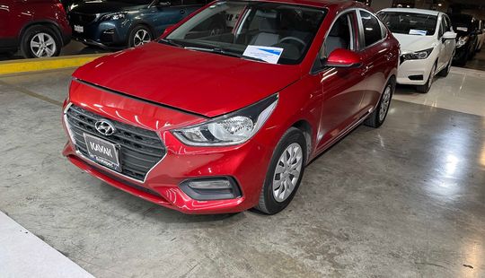 Hyundai • Accent