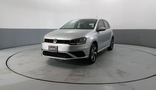 Volkswagen • Polo