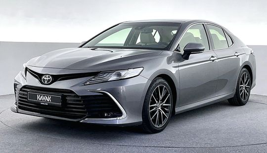 Toyota Camry SE+-2022