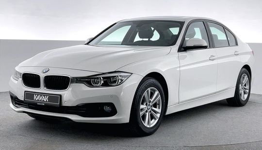 BMW 318i Standard-2018