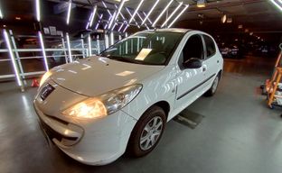 Peugeot • 207