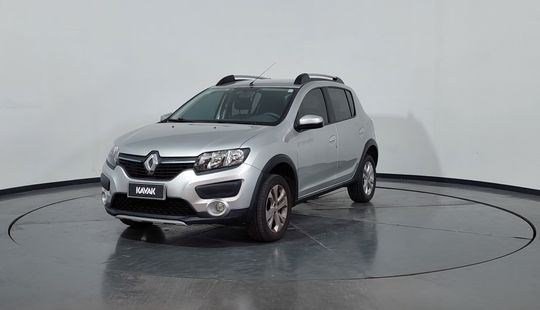 Renault • Sandero Stepway