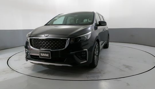 Kia • Sedona