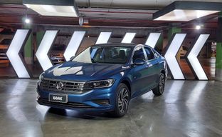 Volkswagen • Vento