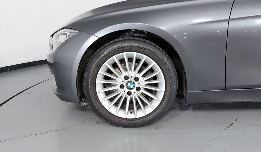 Bmw Serie 3 2.0 320IA LUXURY LINE Sedan 2015