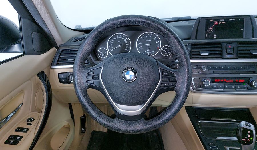 Bmw Serie 3 2.0 320IA LUXURY LINE Sedan 2015