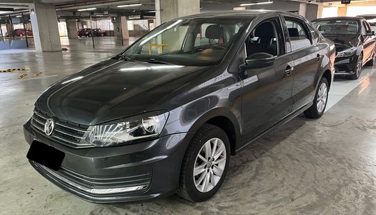 Volkswagen • Vento