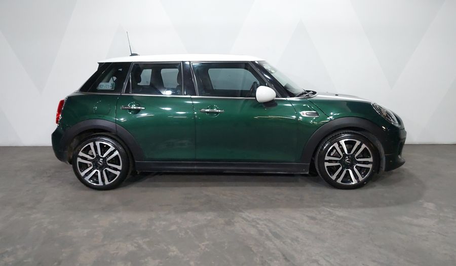 Mini Cooper 1.5 COOPER PEPPER DCT Hatchback 2019