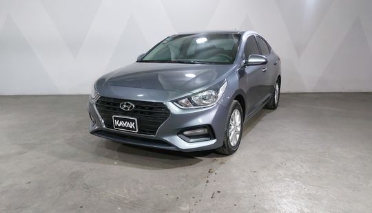 Hyundai • Accent