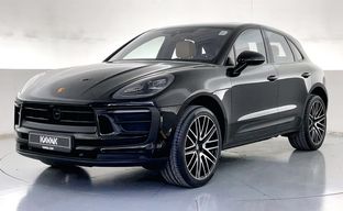 Porsche • Macan