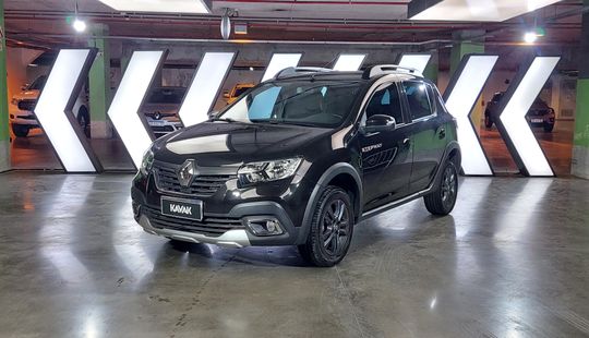 Renault • Sandero Stepway