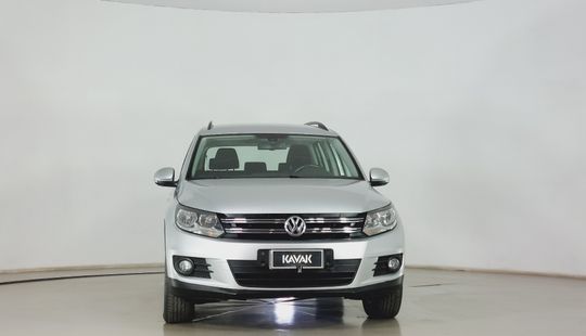 Volkswagen • Tiguan