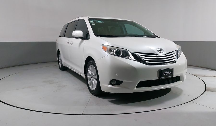 Toyota Sienna 3.5 XLE PIEL AT Minivan 2013