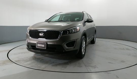 Kia • Sorento