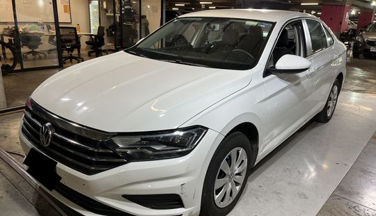 Volkswagen • Jetta