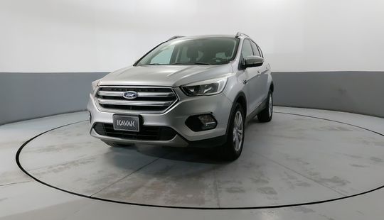 Ford • Escape