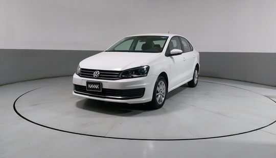 Volkswagen • Vento