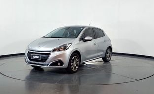 Peugeot • 208