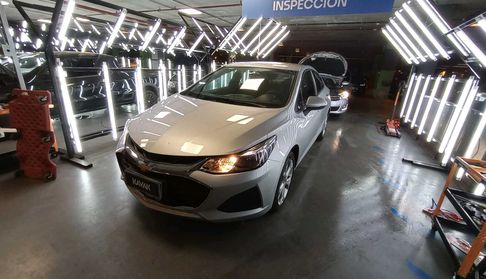 Chevrolet Cruze Ii 1.4 T LS MT Sedan 2020