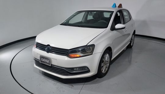 Volkswagen • Polo