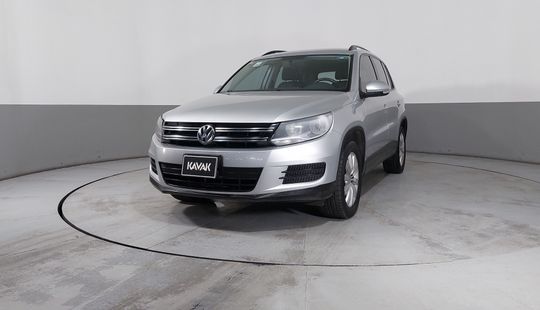 Volkswagen • Tiguan