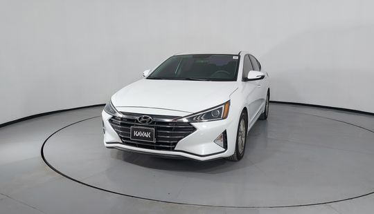 Hyundai • Elantra