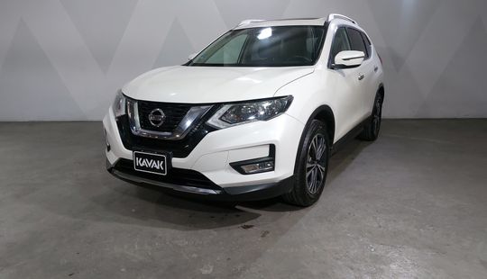 Nissan • X-Trail