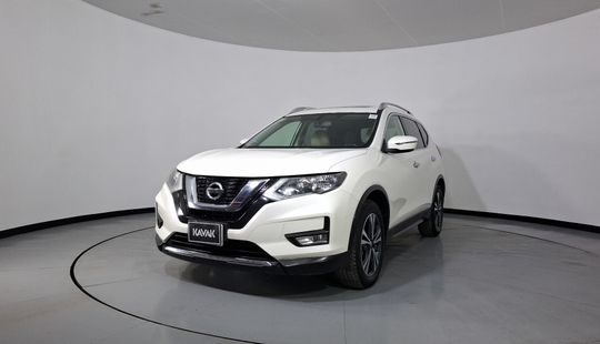 Nissan • X-Trail