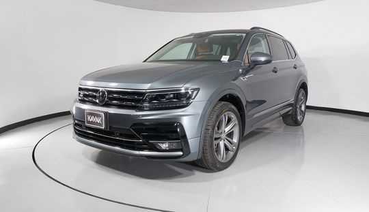 Volkswagen • Tiguan