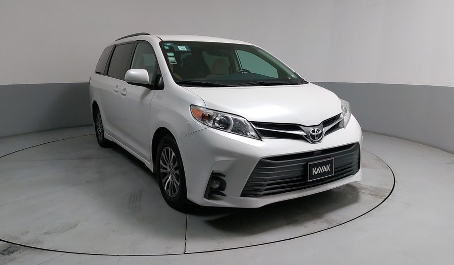 Toyota Sienna 3.5 XLE AUTO Minivan 2020