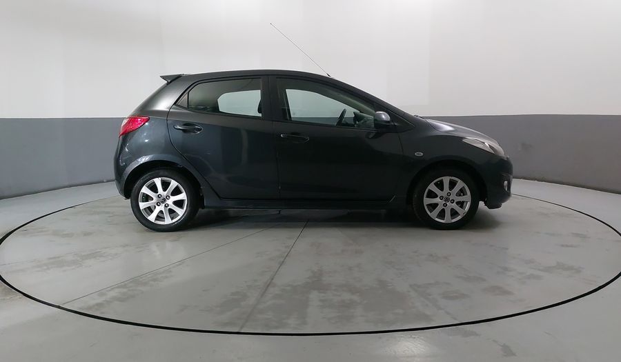 Mazda 2 1.5 TOURING TM Hatchback 2014