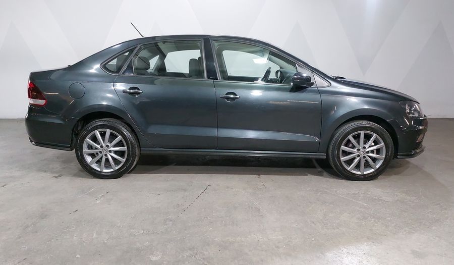 Volkswagen Vento 1.6 COMFORTLINE PLUS AUTO Sedan 2021