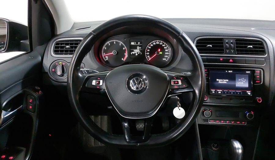 Volkswagen Vento 1.6 COMFORTLINE PLUS AUTO Sedan 2021