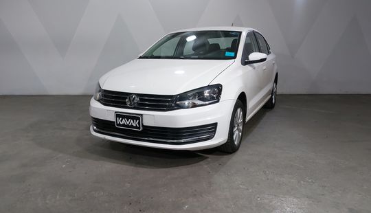 Volkswagen • Vento